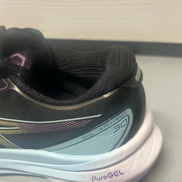 Asics Gel-Kayano 30 Black and Purple Sneakers - Picture 5 of 7